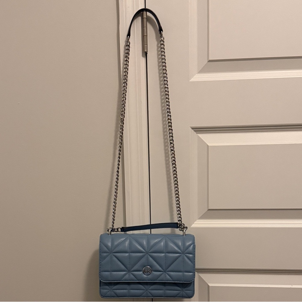 Michael Kors Blue Quilted Shoulder Bag with Silver Chain - Picture 3 of 8